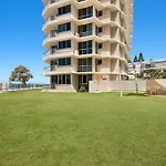 Absolute Beachfront Apartment