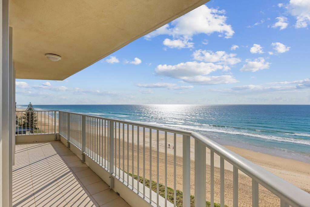 Apartment Absolute Beachfront