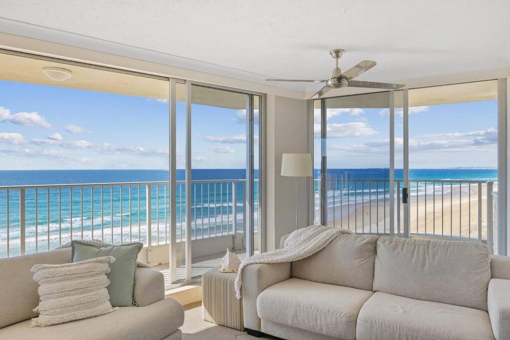 Apartment Absolute Beachfront
